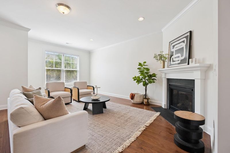 1617 Prince Edward St, Mount Pleasant, SC 29466