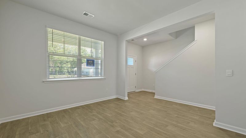 347 Willows Crescent Dr, Moncks Corner, SC 29461