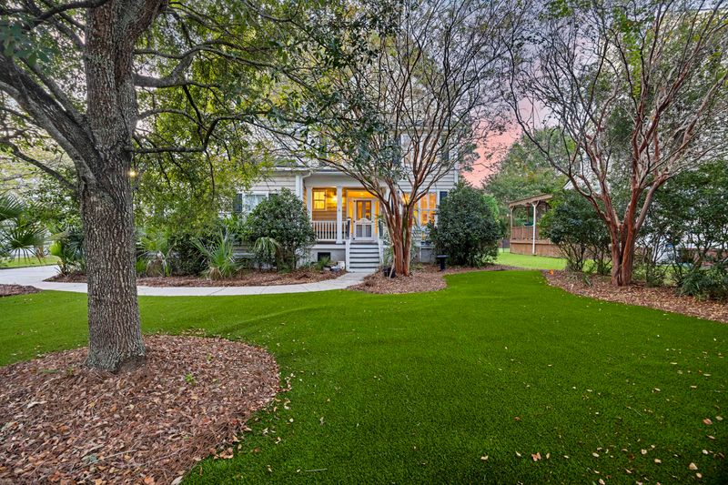 2922 Marsh Breeze Ln, Mount Pleasant, SC 29466