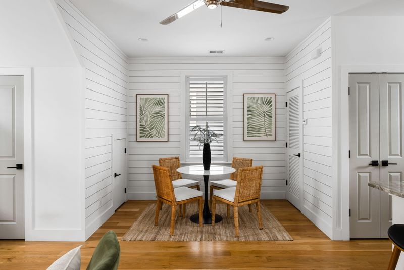 8 Simons St, Charleston, SC 29403