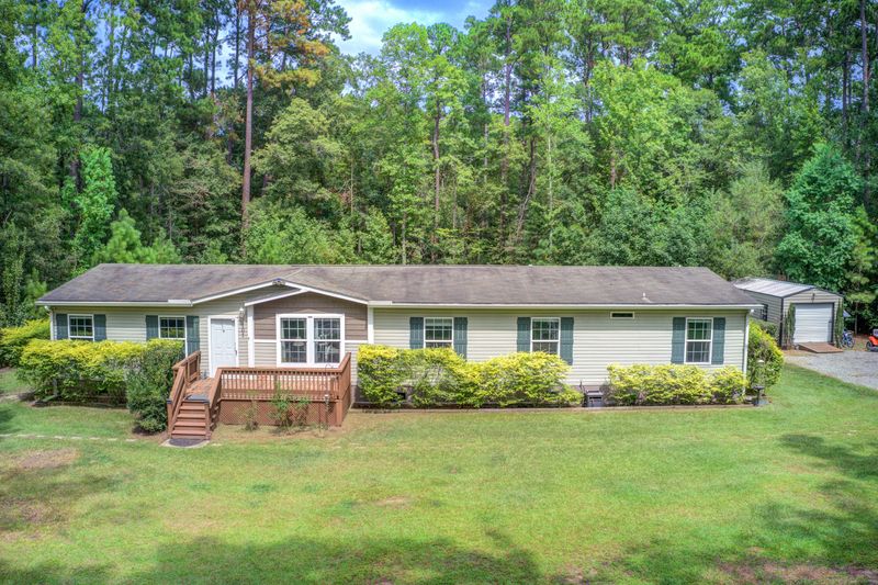 107 Hill Dr, Summerville, SC 29483