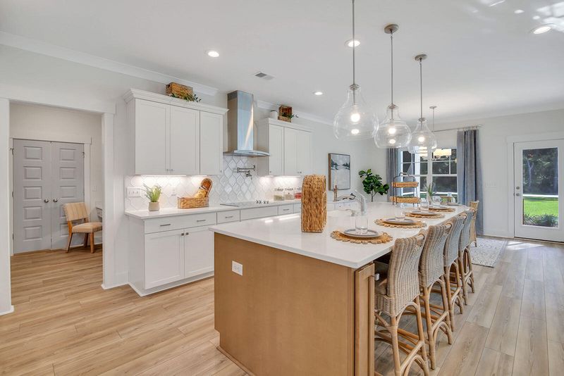 116 Sawlog Dr, Summerville, SC 29486