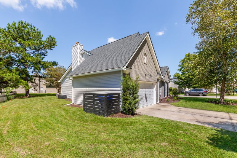2713 Palmetto Hall Blvd, Mount Pleasant, SC 29466