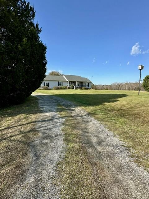 498 Gaskins Landing Ln, Saint Stephen, SC 29479