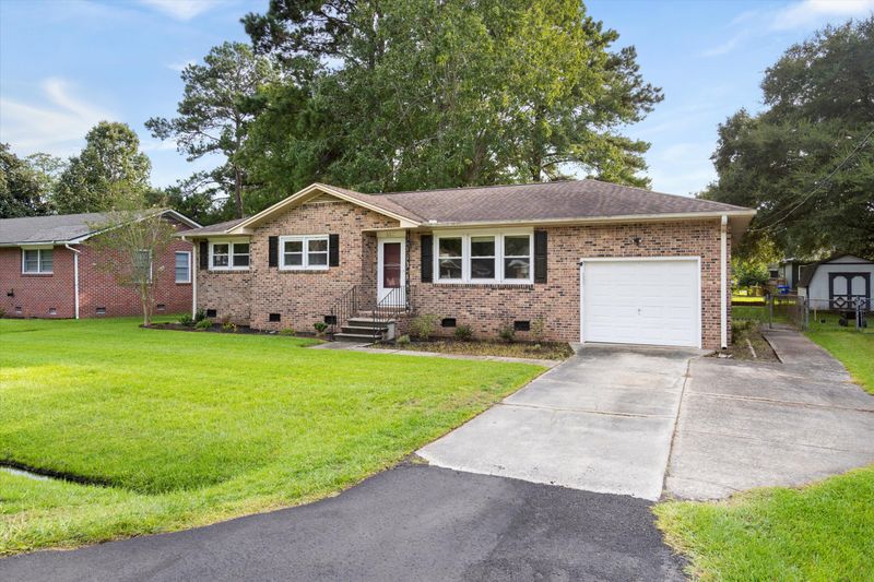 5317 Mcroy St, North Charleston, SC 29418