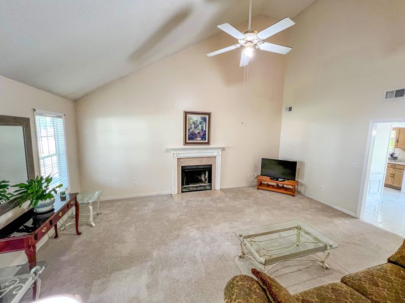 8250 Longridge Rd, North Charleston, SC 29418