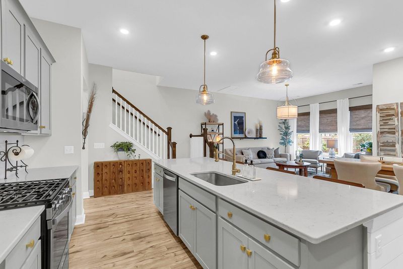 3046 Emma Ln, Mount Pleasant, SC 29466