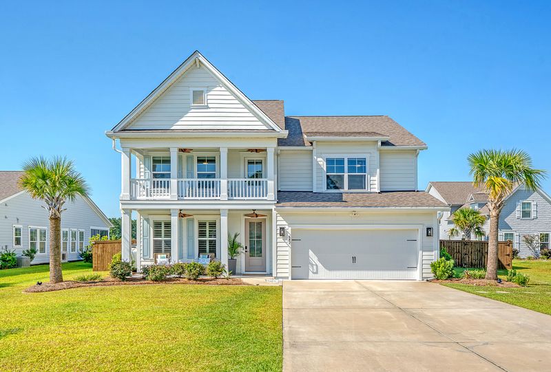 682 Pontoon Rd, Huger, SC 29450