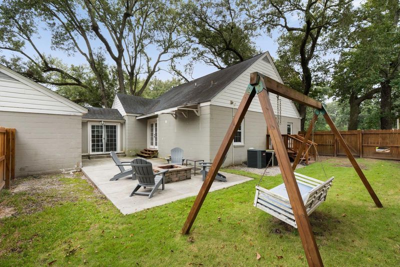 416 Riverland Dr, Charleston, SC 29412