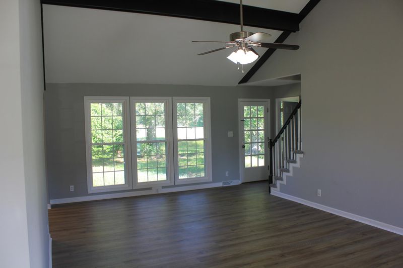 514 Longleaf Rd, Summerville, SC 29486