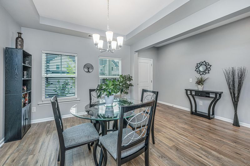 231 Narrowleaf Ave, Summerville, SC 29485