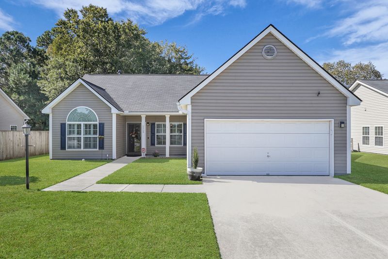 1159 Hazymist Ln, Johns Island, SC 29455