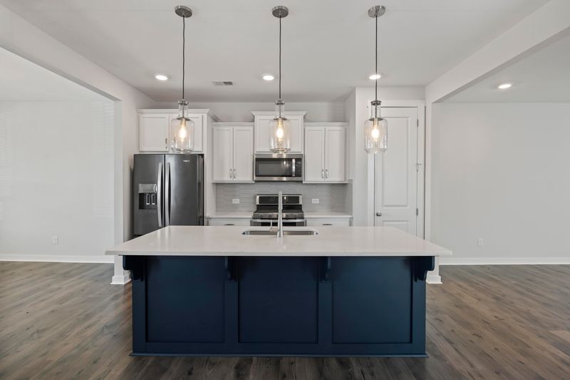119 Summer Tanager Dr, Ravenel, SC 29470