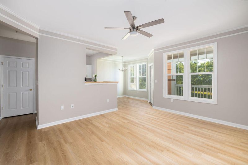 2221 Chatelain Way, Mount Pleasant, SC 29464