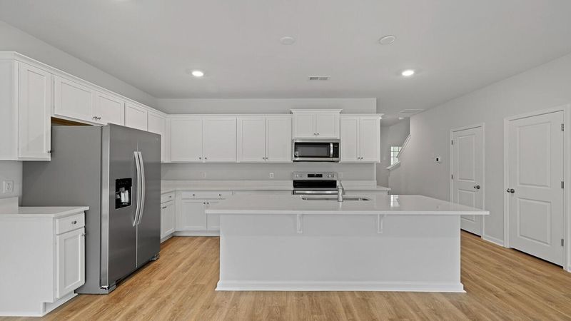 214 Garbon Dr, Summerville, SC 29485