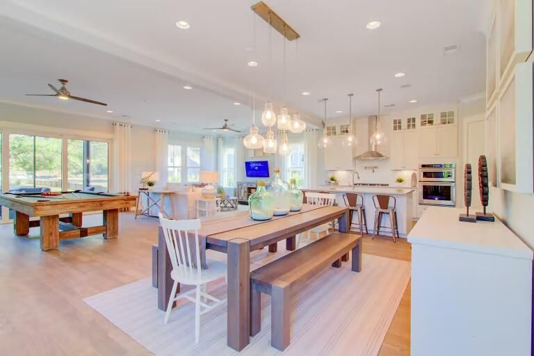 1736 Grovehurst Dr, Charleston, SC 29414