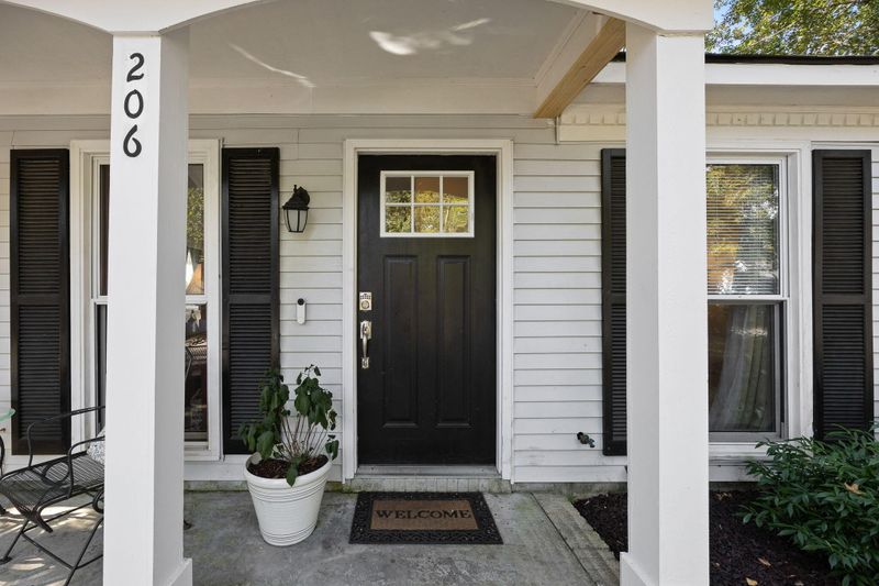 206 Alston Cir, Goose Creek, SC 29445