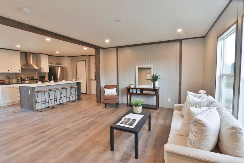 1360 Givhans Rd, Ridgeville, SC 29472