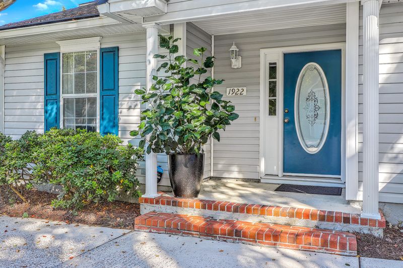 1922 Cedar Petal Ln, Charleston, SC 29414