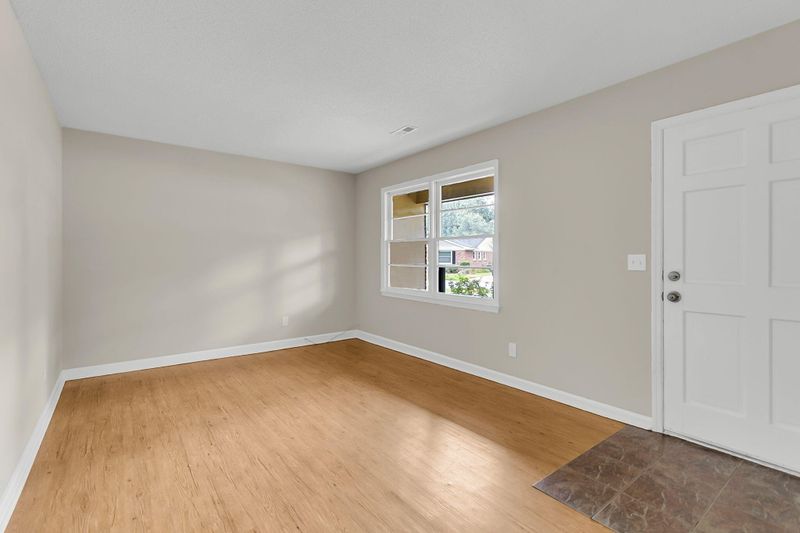13 Rumson Rd, Goose Creek, SC 29445