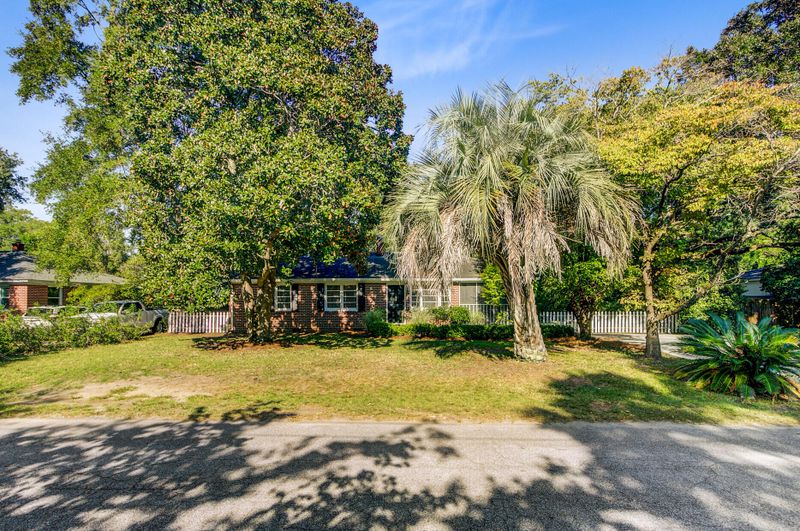 842 Centerwood Dr, Charleston, SC 29412