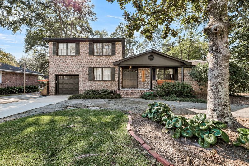 1285 Camerton St, Charleston, SC 29407
