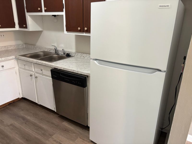 7713 Suzanne Dr, North Charleston, SC 29418