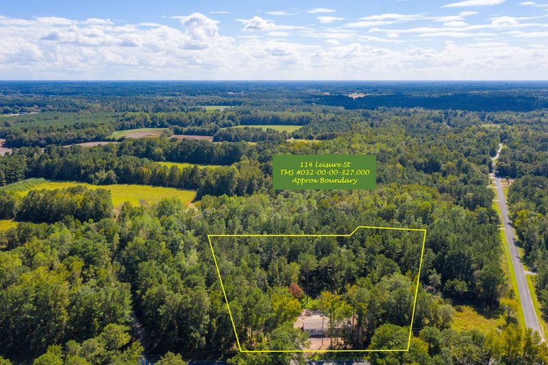 114 Leisure St, Reevesville, SC 29471