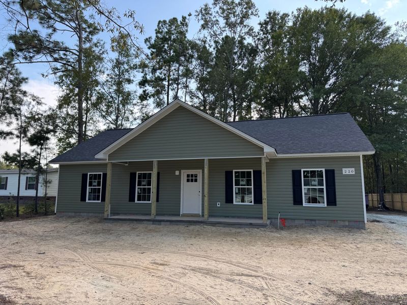 220 Hill Dr, Summerville, SC 29483
