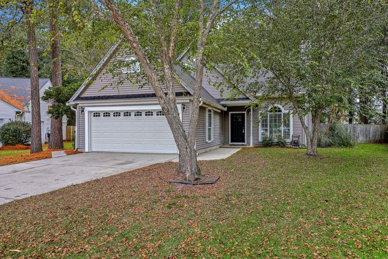 8610 Heatherglen Ct, North Charleston, SC 29420