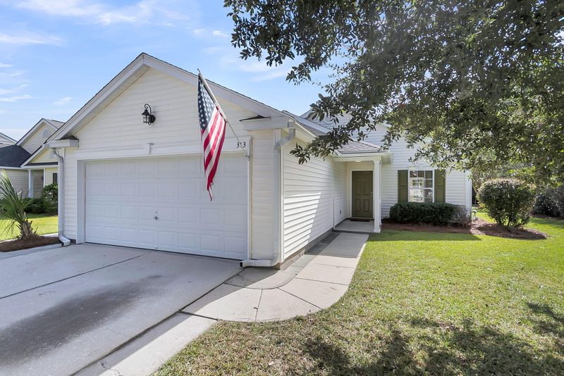 313 Eagle Ridge Rd, Summerville, SC 29485