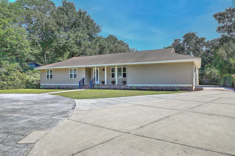 1288 Old Colony Rd, Mount Pleasant, SC 29464