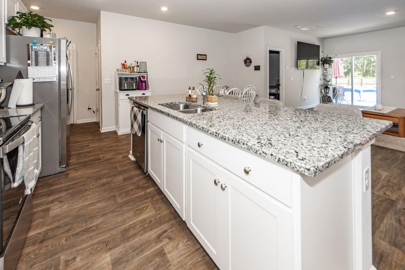 414 Blue Elderberry Rn, Moncks Corner, SC 29461