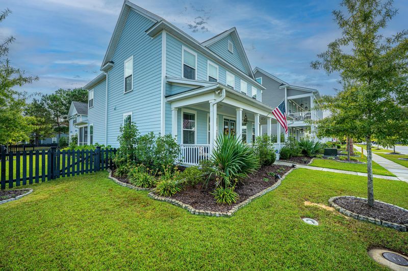 114 Grimball St, Summerville, SC 29486