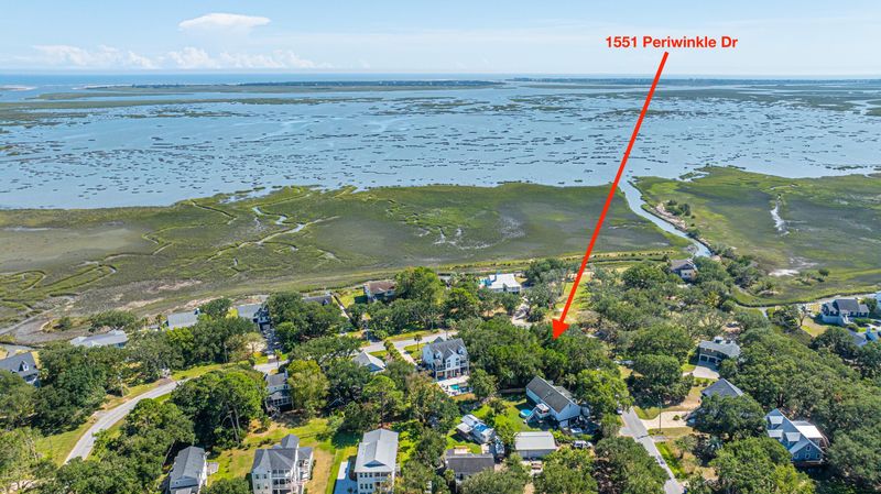 1551 Periwinkle Dr, Mount Pleasant, SC 29466