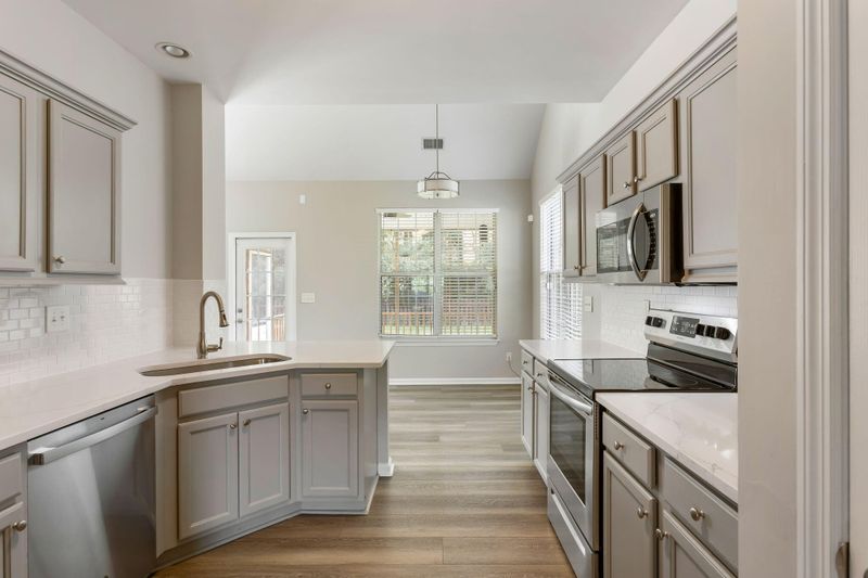 3171 Sonja Way, Mount Pleasant, SC 29466