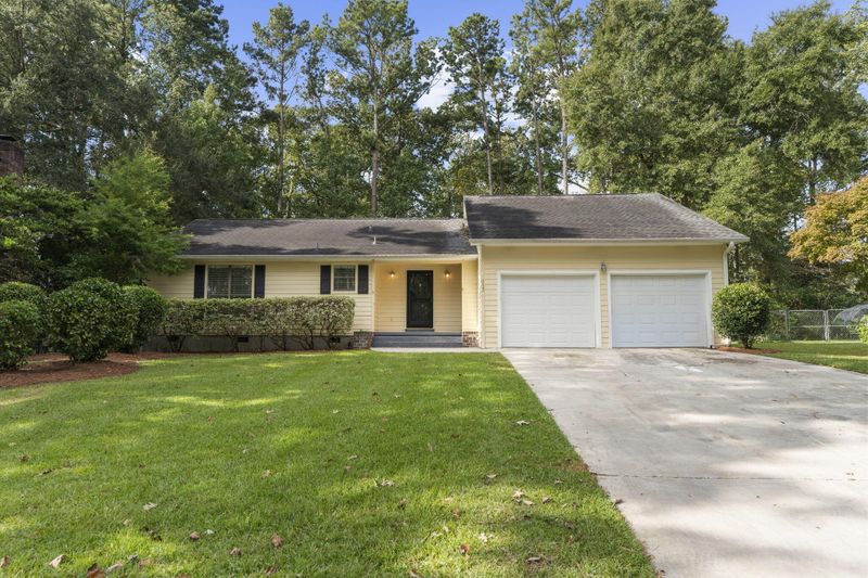 112 Blue Heron Dr, Summerville, SC 29485
