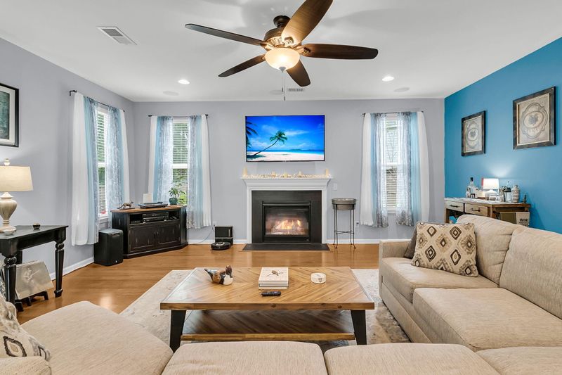 1714 Eider Down Dr, Summerville, SC 29483