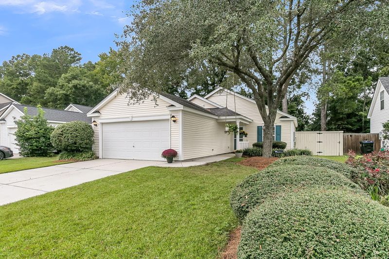 123 Walnut Creek Rd, Summerville, SC 29483