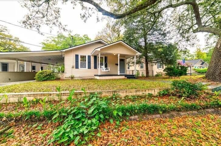 1174 Leesville St, North Charleston, SC 29405