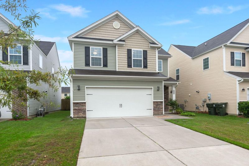 458 Whispering Breeze Ln, Summerville, SC 29486