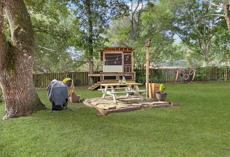 1117 Quenby Ln, Moncks Corner, SC 29461