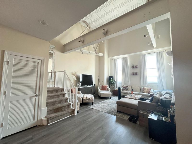 291 King St, Charleston, SC 29401