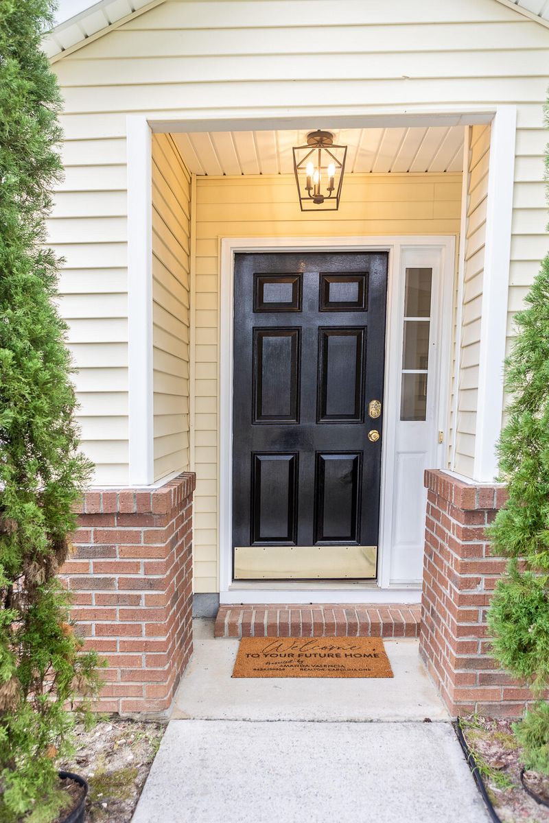 234 Ponderosa Dr, Ladson, SC 29456