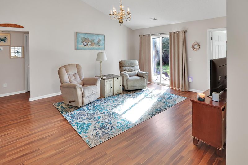 114 Dovetail Cir, Summerville, SC 29483