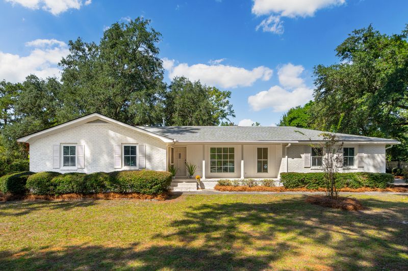 708 N Magnolia St, Summerville, SC 29483