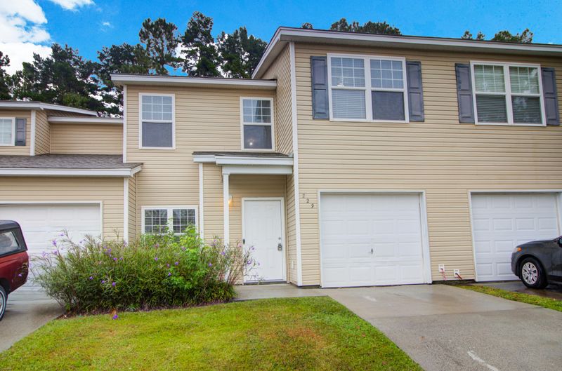 229 Grand Oaks Dr, Ladson, SC 29456
