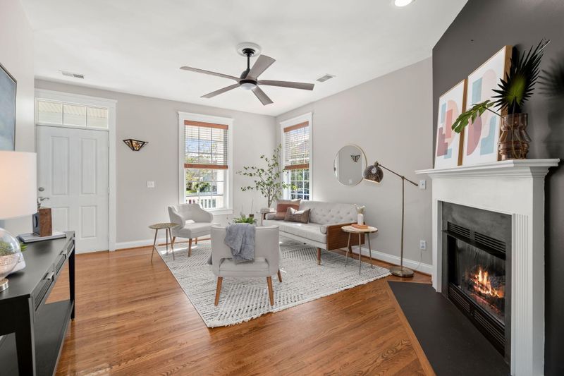 312 Hydrangea St, Summerville, SC 29483