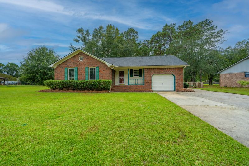 103 Nathan Rd, Summerville, SC 29486