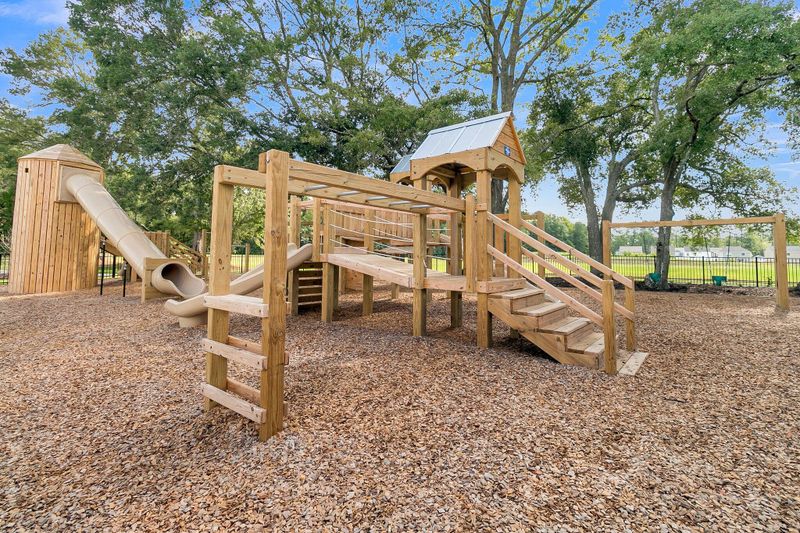 149 Casein St, Summerville, SC 29483